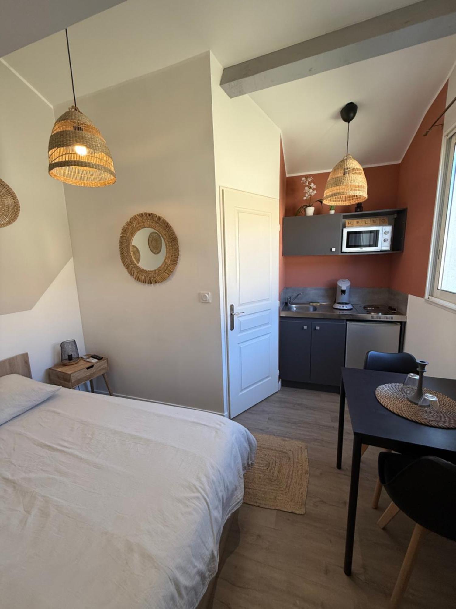 Loft, Studio And Love Rooms Bourg-Saint-Christophe Exterior foto