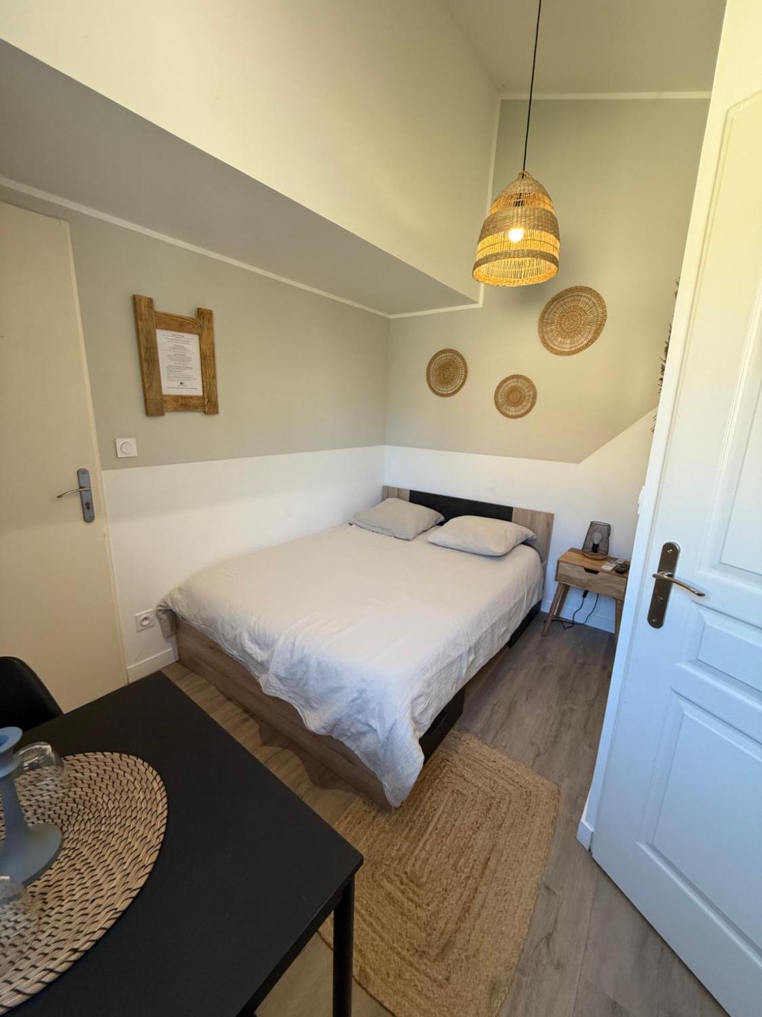 Loft, Studio And Love Rooms Bourg-Saint-Christophe Exterior foto